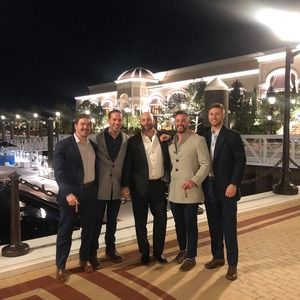 Meet your Posher, Robert